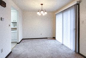 Amherst condo for rent - 55 Greenwich 1 Amherst - Dining Room