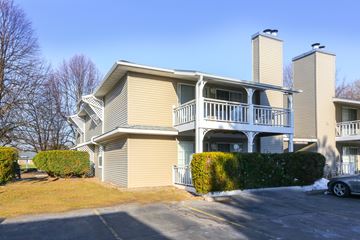 Williamsville condo for rent - 1250 Youngs Road #H