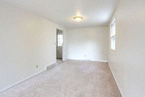 Amherst triplex for rent - 258 Sundridge, Amherst  - Dining Room