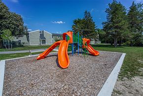 Buffalo apartment for rent - Parkside Houses – One to Four-bedroom, One to One and a Half-Bath Units – Amherst, NY – Off Street Parking – UB North – Swimming Pool – Tennis Court - Cable/Internet Ready - In-unit Laundry