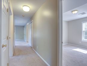 Getzville apartment for rent - Stonington Park Apartments – Living Room – Getzville Area – Appliances Included - 24 Hour Emergency Maintenance – Fireplace - Balcony – Carpeting - Pet Friendly - Garages – Ask for a Tour - Basic FIOS
