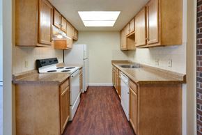 Buffalo apartment for rent - London Towne Apartments – Kitchen - Appliances Included - 24 Hour Emergency Maintenance - Garbage Disposal – Dishwasher - Ask for a Tour - Pet Friendly