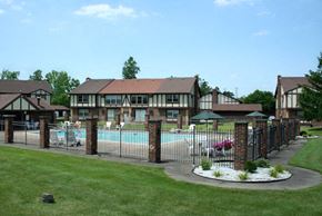 Buffalo apartment for rent - London Towne Apartments - One-bedroom, One-full Bath Units – Two-bedroom, One and a Half Bath Units – Near UB North – Sweet Home Schools – Swimming Pool – Tennis Court - Pet Friendly 