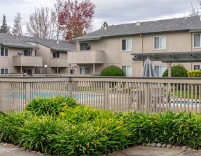 Rohnert Park apartment for rent - View of pool and buildings l Park Club Apts