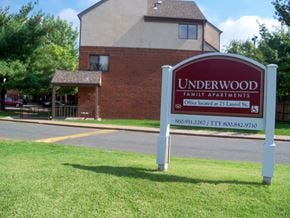 Hartford apartment for rent - Monument sign