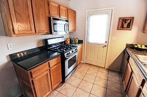 Gulfport apartment for rent - Kitchen at Waters Mark Apartment Homes, Gulfport, Mississippi