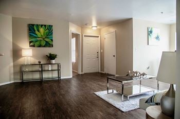 Vinyl plank wood flooring*