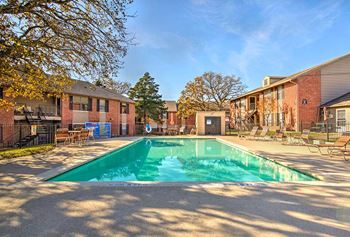 Sparkling swimming pool