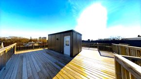 Ottawa apartment for rent - a tiny house on the top of a wooden deck