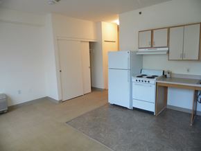 Denver apartment for rent - Cottage Hill Kitchen and Closets