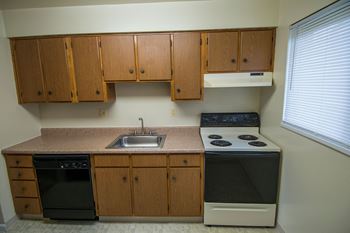 Carriage park dishwasher