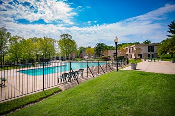 Ashley pool 01