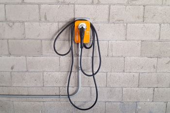 Electric car charging by – chargepoint