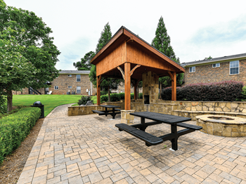 Outdoor kitchen