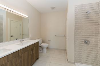 Modern stand up shower