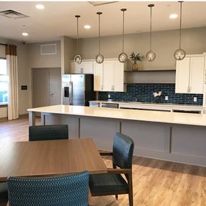 Forest Hill apartment for rent - Resident space with full community kitchen