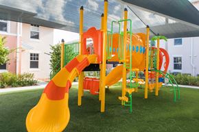 Oakland Park apartment for rent - covered modern playground at Oakland Park