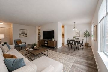 Webster townhouse for rent - Waverlywood Apartments and Townhomes