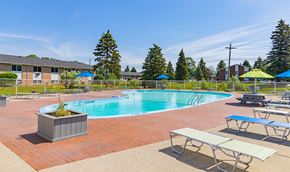 Rochester apartment for rent - the swimming pool at our apartments