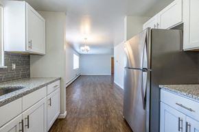 Rochester apartment for rent - Kitchen