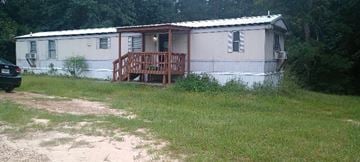 Newberry house for rent - 203 Foxbriar Road