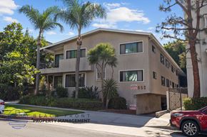 Los Angeles apartment for rent - A building with the number 852 on it.