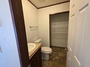 Shawnee house for rent - 3 Red Plum Road