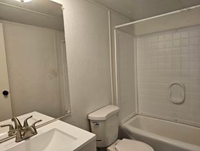 Shawnee house for rent - 12 Red Plum Road