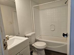Shawnee house for rent - 12 Red Plum Road