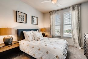 Aurora apartment for rent - Caliber at Cornerstar | Aurora, CO Apartments