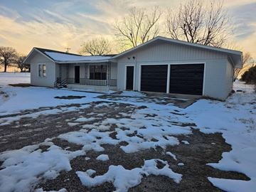 Shawnee house for rent - 16406 Gaddy Rd