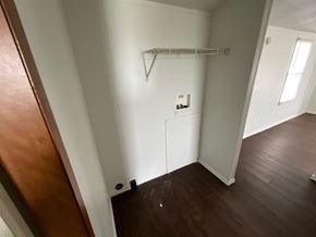 Shawnee house for rent - 19 Red Plum Road