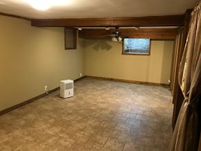 Jonesboro apartment for rent - the living room is ready for us to move in and install a new floor
