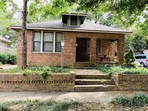 Jonesboro house for rent - a small brick house with stairs in front of it