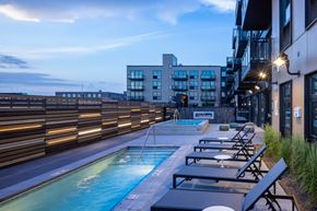 Saint Paul apartment for rent - Outdoor pool & Year round spa