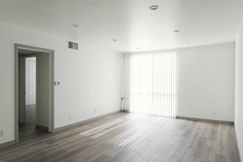 Floor plan for 1 bed, 1 bath, 650 sqft