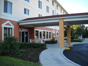 Venice apartment for rent - covered drive at Villa San Marcos apartments