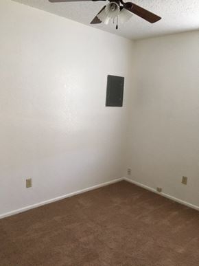 Snyder house for rent - 419 1/2 36th Place