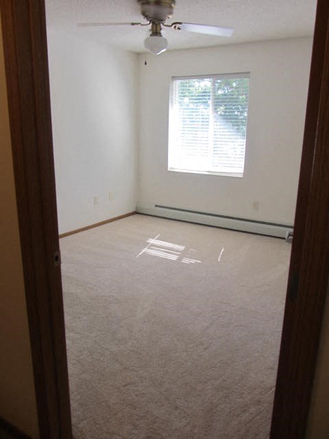 Floor plan for 1 bed, 1 bath, 825 sqft