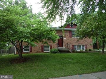 Clinton house for rent - 6904 Fulford St.