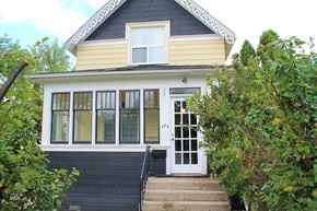 Brandon apartment for rent - the front of the house with steps up to it