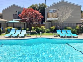Santa Rosa apartment for rent - Swimming at Stony Creek Apartments, California