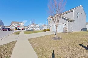 Indianapolis house for rent - 10302 Deercrest Ln