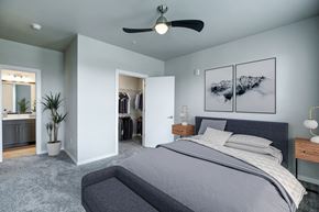 Westminster apartment for rent - The Tenzing-Gray Bedroom