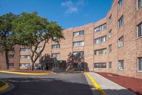 St. Paul apartment for rent - Dale Street Place Apartments St. Paul