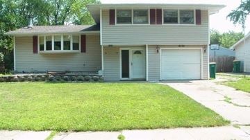 Merrillville house for rent - 6735 Van Buren Place