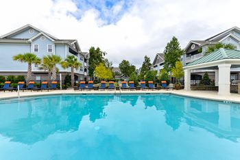 Relaxing swimming pool