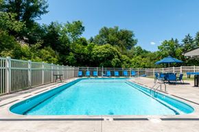 Pittsburgh townhouse for rent - the swimming pool at our apartments