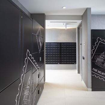 24-Hour parcel lockers