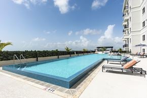 Coral Gables apartment for rent - Rooftop Pool